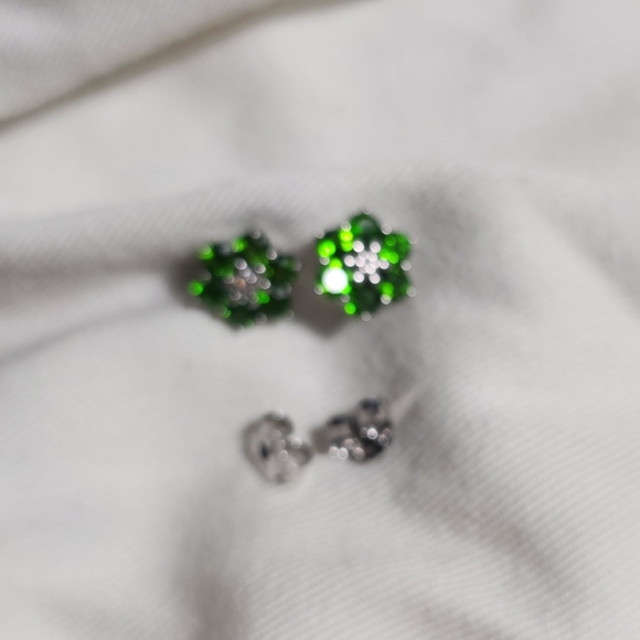Green Chrome Diopside Rhodium Over Sterling Silver Earrings 1.41ctw - Picture 5 of 7